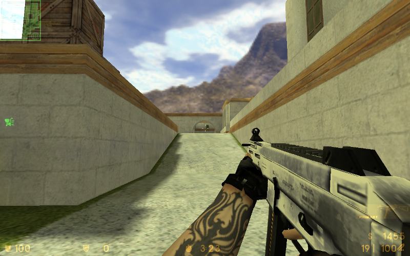 Silver UMP-45 Tatoo hand