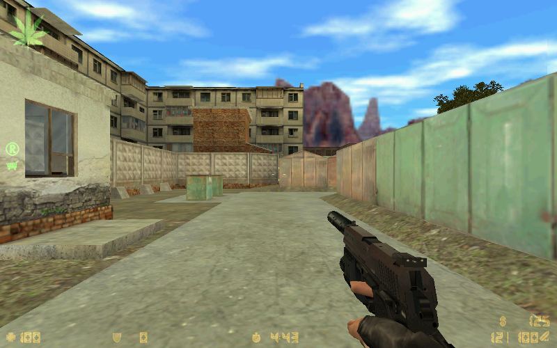 H&K USP с тактическим фонарем и маленьким глушителем